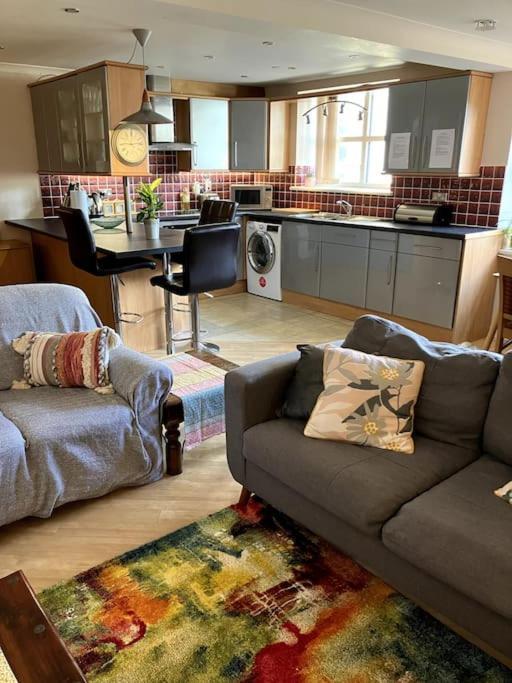 Bright Central Large Cosy Flat St Andrews Esterno foto