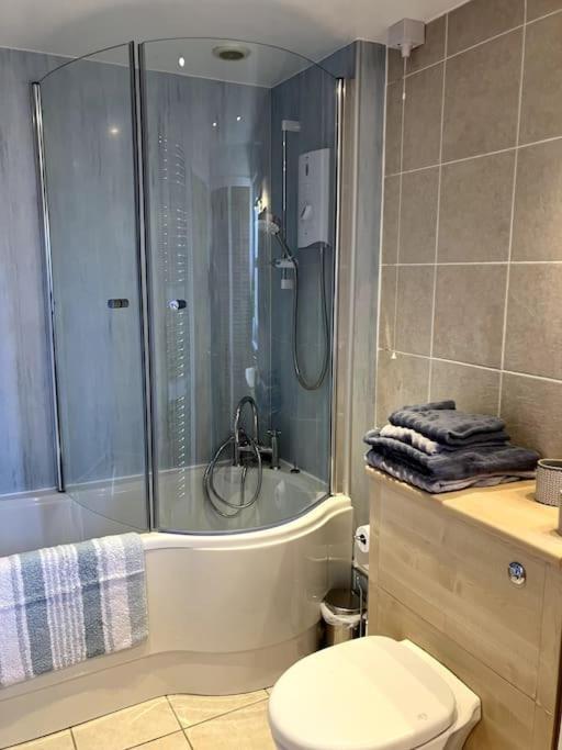 Bright Central Large Cosy Flat St Andrews Esterno foto